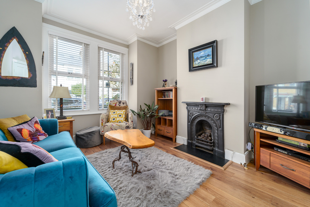 2 bed terraced house for sale in Darwin Road, Ealing, London, W5 - Property Image 1