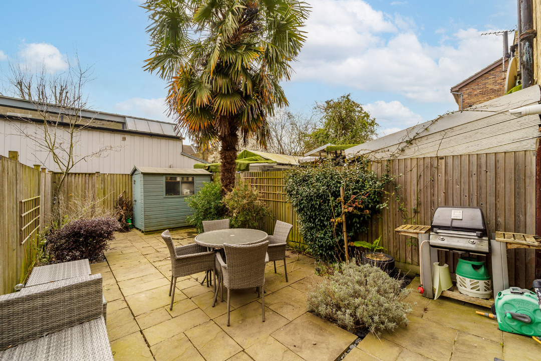 2 bed terraced house for sale in Darwin Road, Ealing, London, W5  - Property Image 5