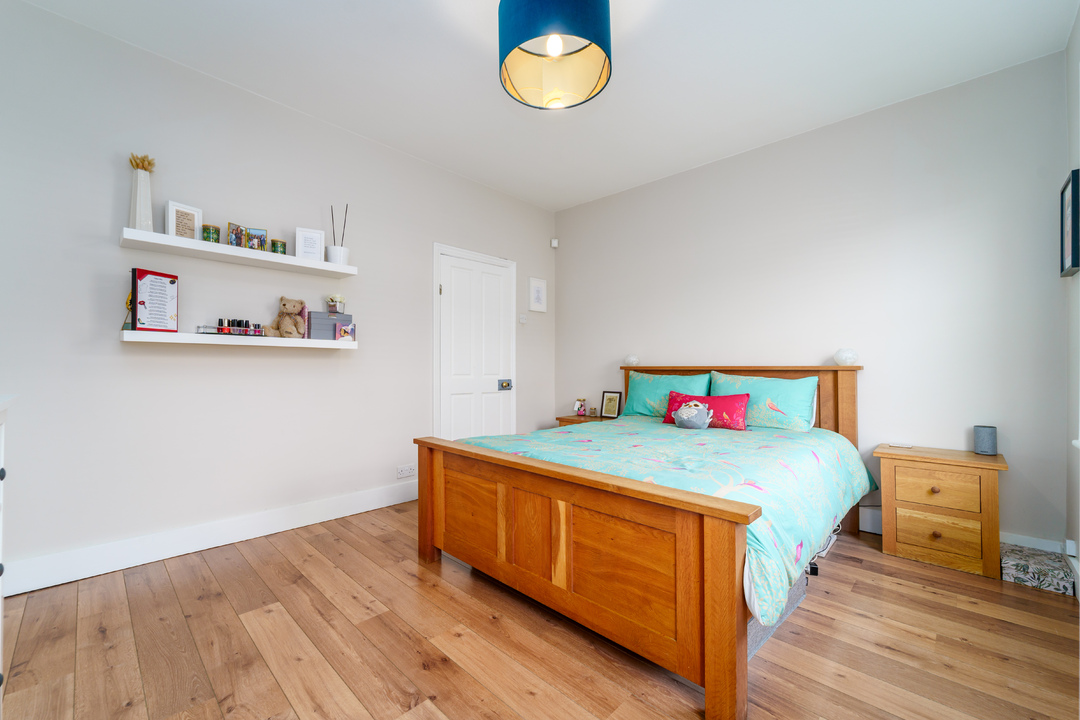 2 bed terraced house for sale in Darwin Road, Ealing, London, W5  - Property Image 11