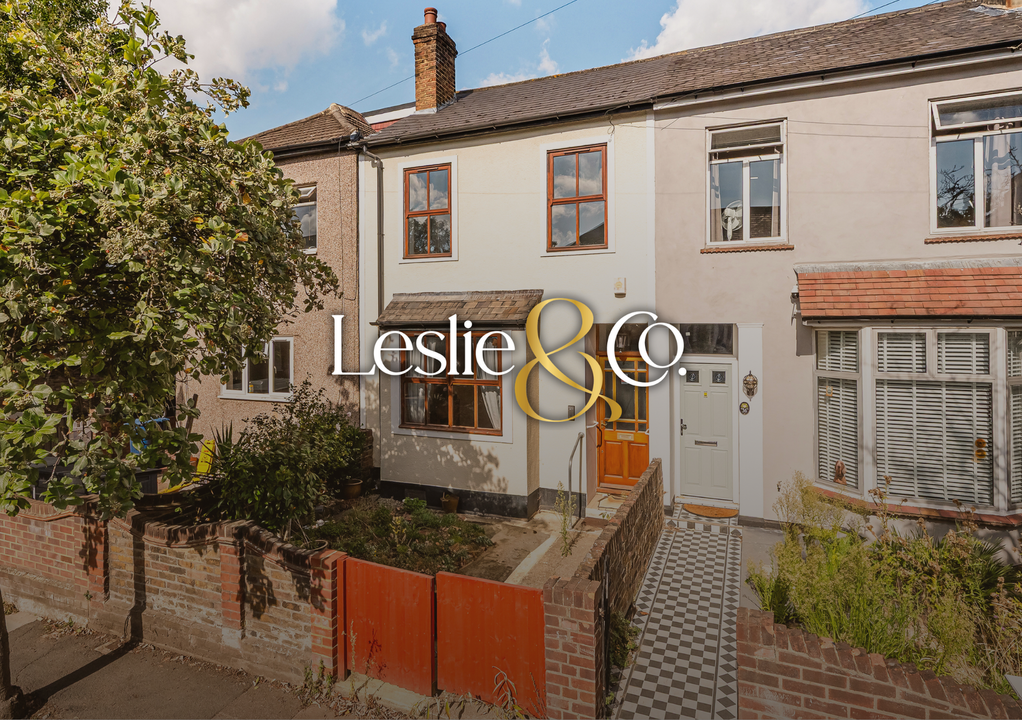 3 bed terraced house for sale in Rosebank Road, Hanwell, London, W7