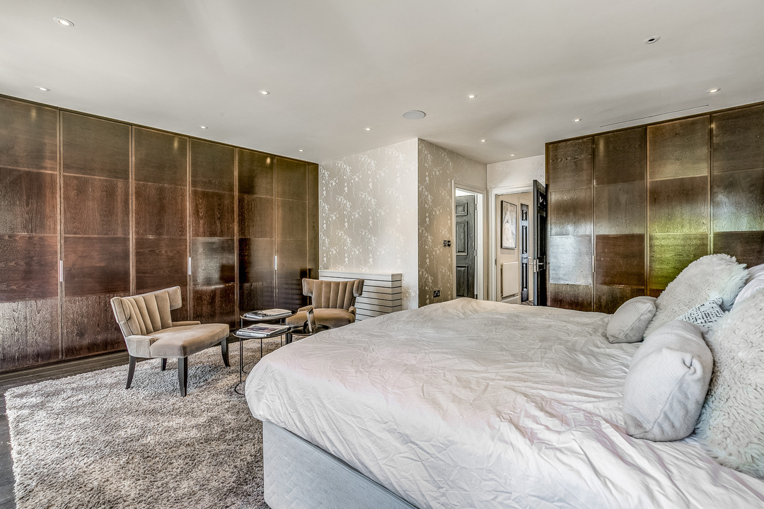 5 bed semi-detached house for sale in The Avenue, Ealing, London, W13  - Property Image 6