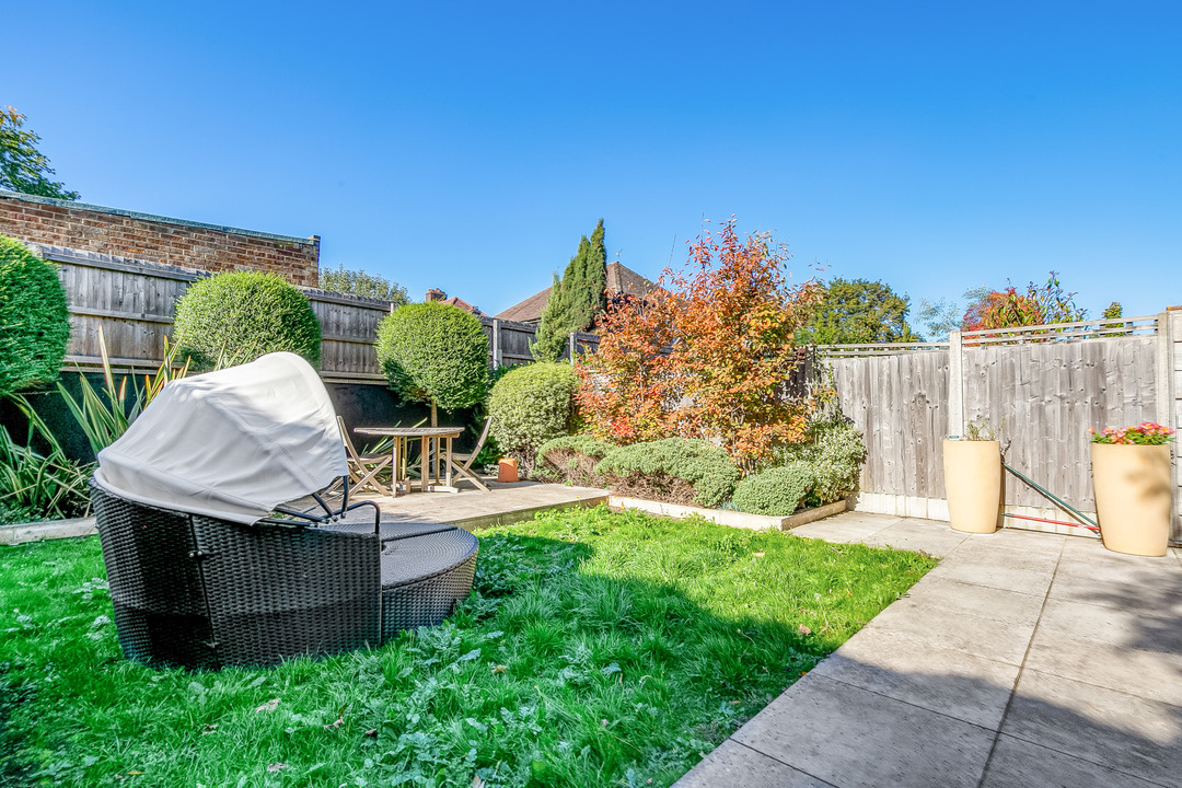 5 bed semi-detached house for sale in The Avenue, Ealing, London, W13  - Property Image 5