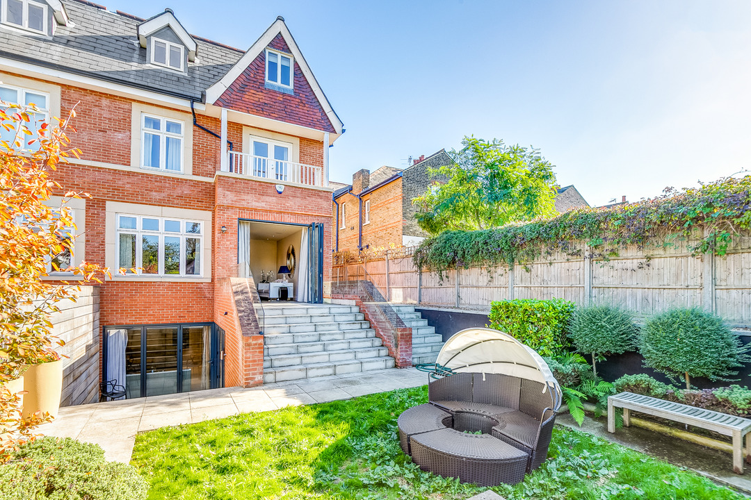 5 bed semi-detached house for sale in The Avenue, Ealing, London, W13  - Property Image 24