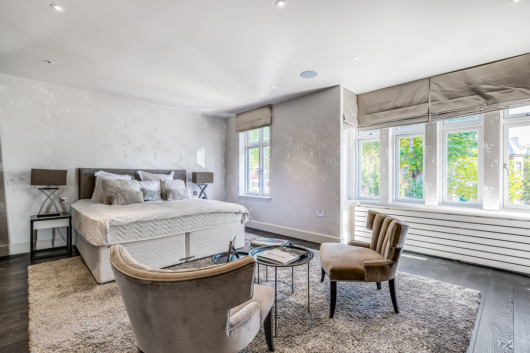 5 bed semi-detached house for sale in The Avenue, Ealing, London, W13  - Property Image 12