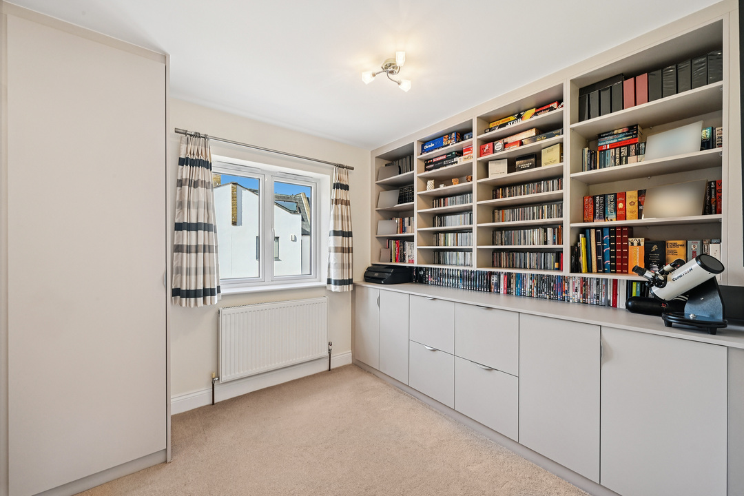 4 bed terraced house for sale in Northfield Road, Ealing, London, W13  - Property Image 9
