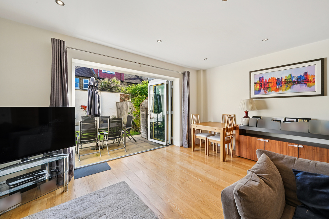 4 bed terraced house for sale in Northfield Road, Ealing, London, W13  - Property Image 10