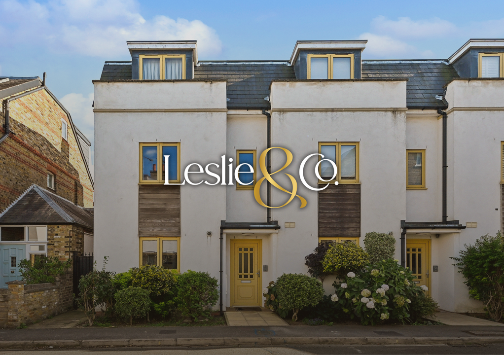 4 bed terraced house for sale in Northfield Road, Ealing, London, W13 - Property Image 1