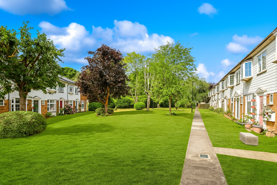 3 bed house for sale in Yeomans Mews, Isleworth, TW7  - Property Image 19