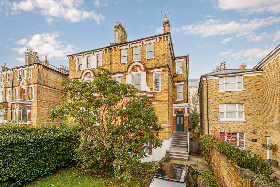 2 bed apartment for sale in Mattock Lane, Ealing, London, W5 - Property Image 1