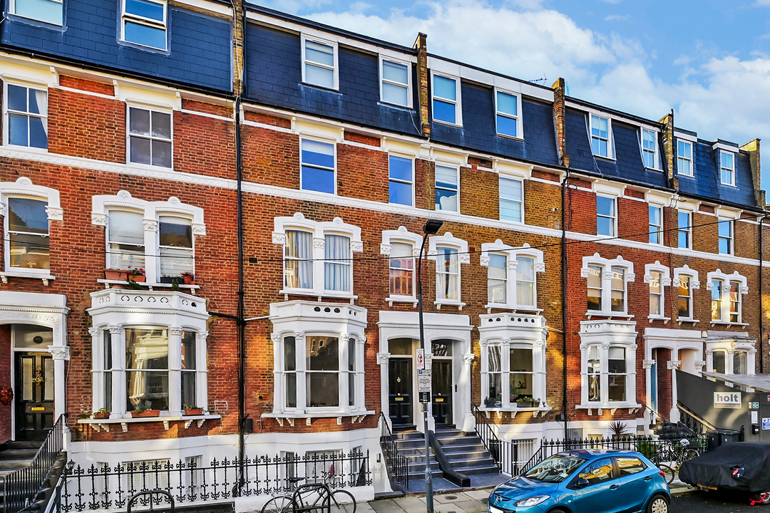 2 bed apartment for sale in Fielding Road, Brook Green, London, W14 - Property Image 1
