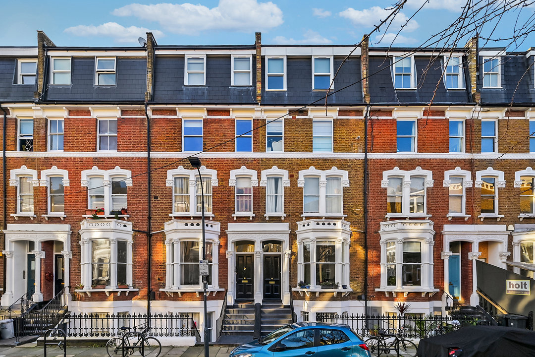 2 bed apartment for sale in Fielding Road, Brook Green, London, W14  - Property Image 2