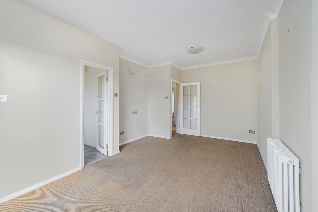 2 bed apartment for sale in Fielding Road, Brook Green, London, W14  - Property Image 13