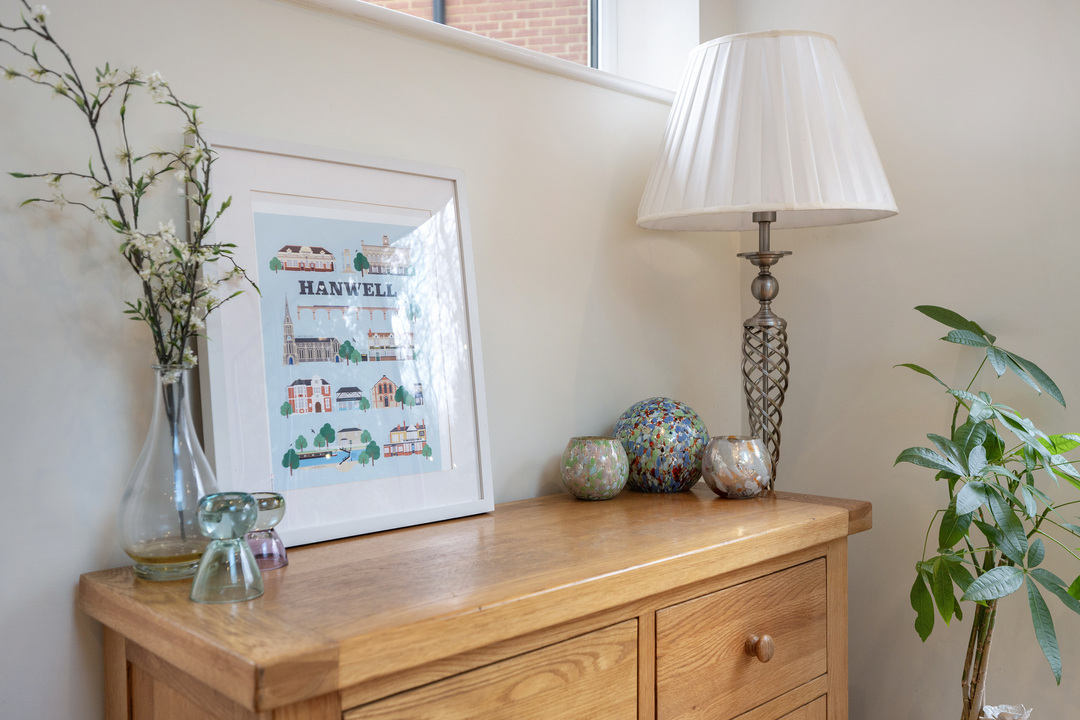5 bed detached house for sale in Half Acre Road, Hanwell, London, W7  - Property Image 28