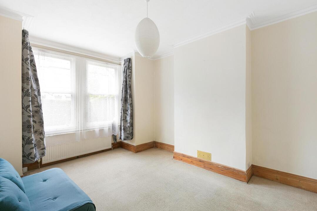 1 bed apartment for sale in Drayton Grove, Ealing, London, W13  - Property Image 17
