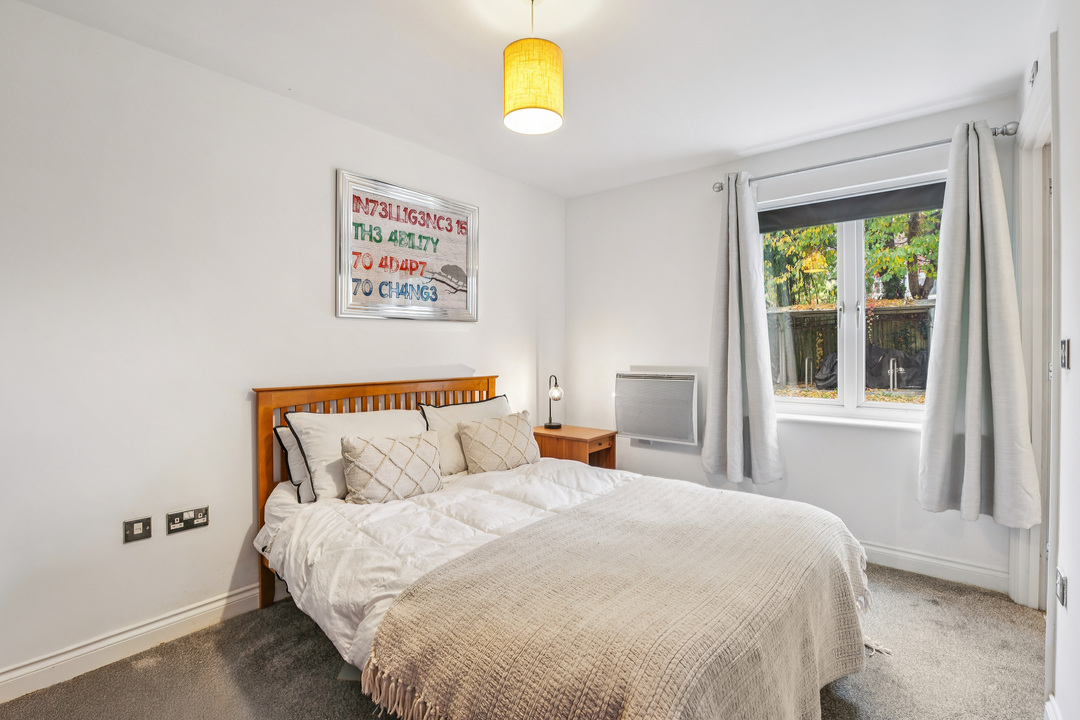 2 bed apartment for sale in Primrose Place, Isleworth  - Property Image 7