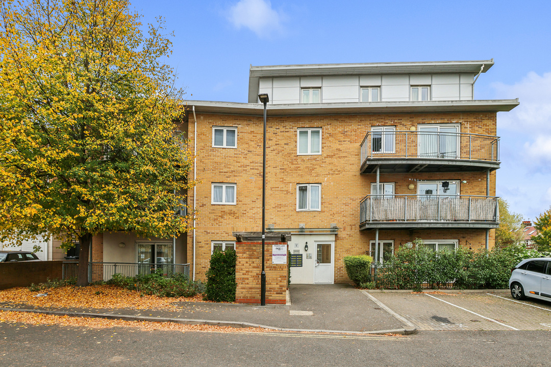 2 bed apartment for sale in Primrose Place, Isleworth - Property Image 1