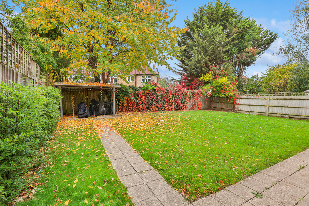 2 bed apartment for sale in Primrose Place, Isleworth  - Property Image 4