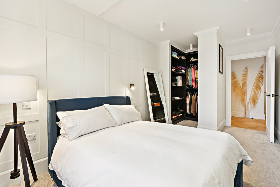 2 bed apartment for sale in West Lodge Avenue, Ealing Common, London, W3  - Property Image 11