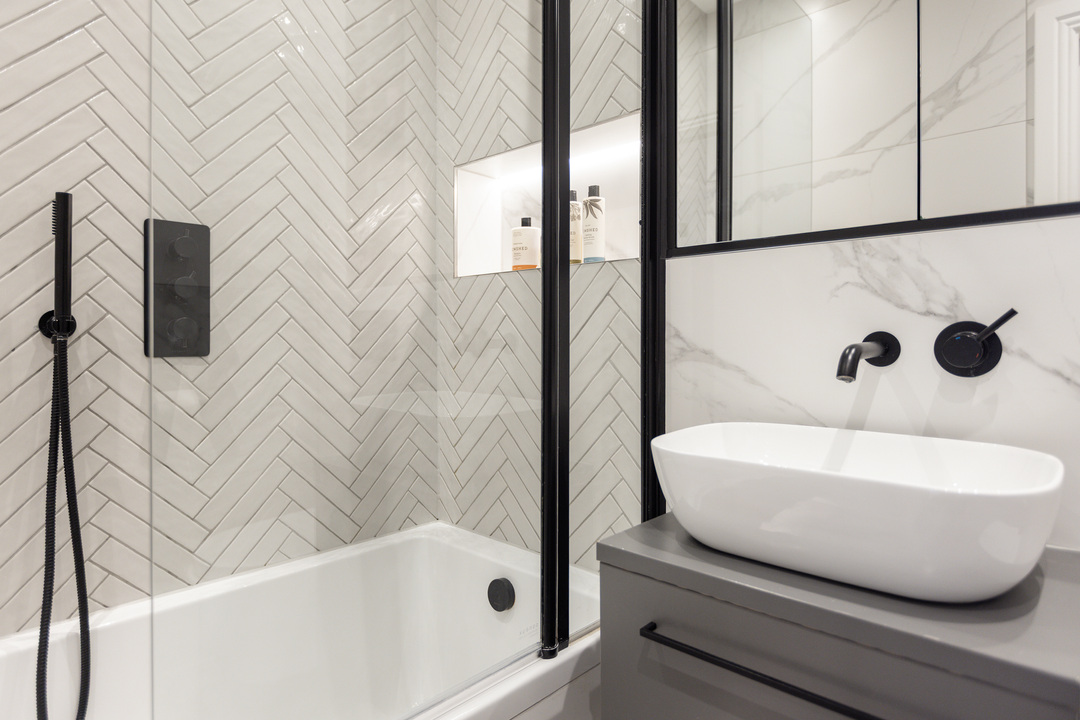 2 bed apartment for sale in West Lodge Avenue, Ealing Common, London, W3  - Property Image 13