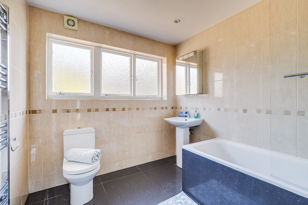 4 bed terraced house for sale in Princes Gardens, Acton, Ealing, London, W3  - Property Image 9