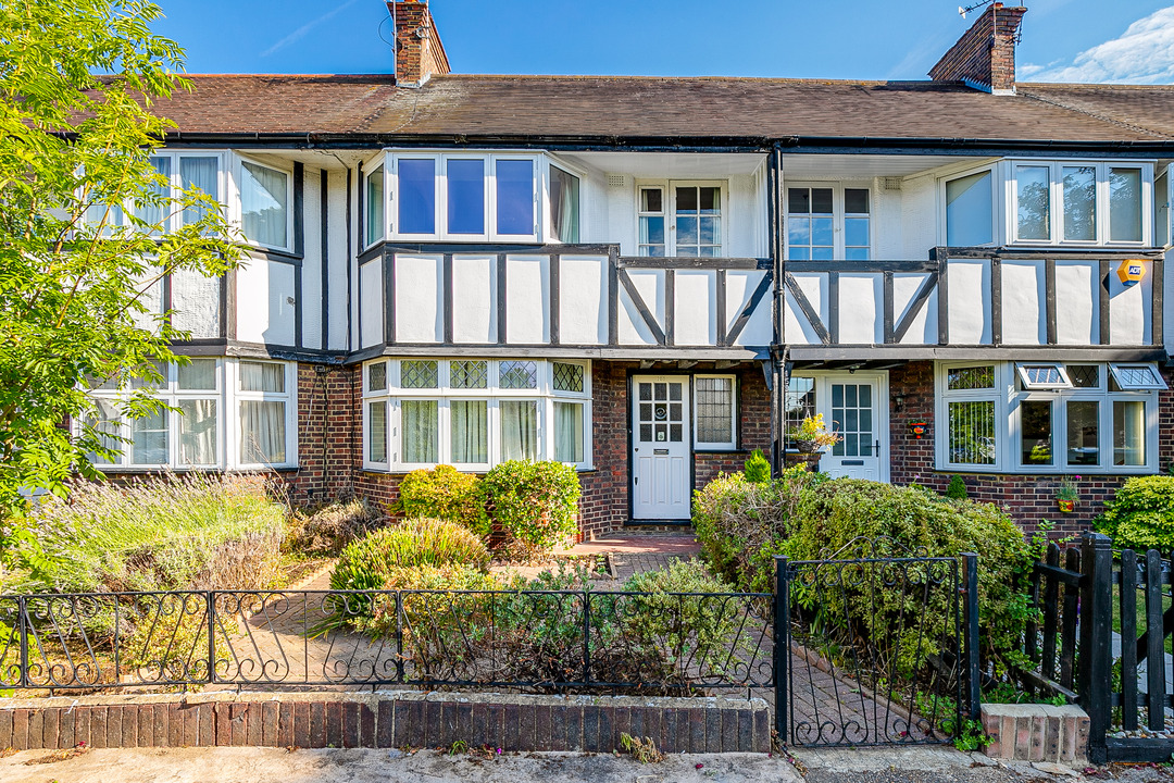 4 bed terraced house for sale in Princes Gardens, Acton, Ealing, London, W3  - Property Image 15
