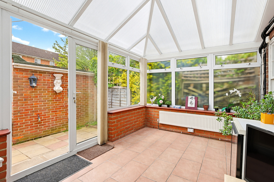 5 bed terraced house for sale in Woodville Gardens, Ealing, London, W5  - Property Image 7