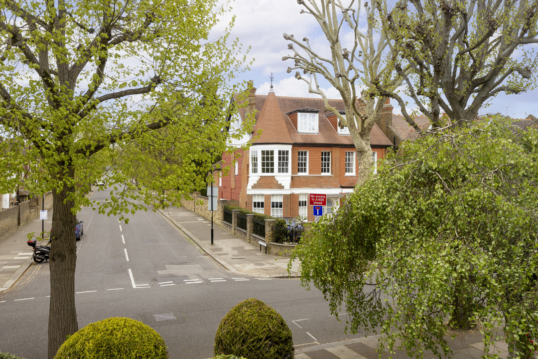 5 bed terraced house for sale in Woodville Gardens, Ealing, London, W5  - Property Image 24