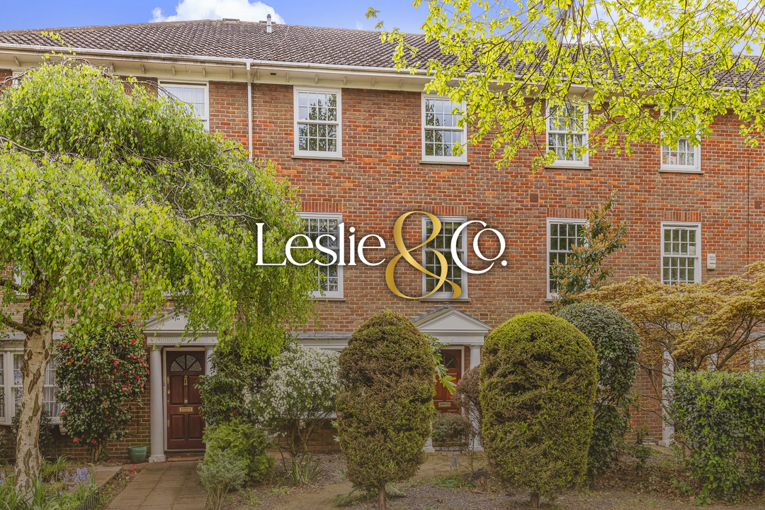 5 bed terraced house for sale in Woodville Gardens, Ealing, London, W5