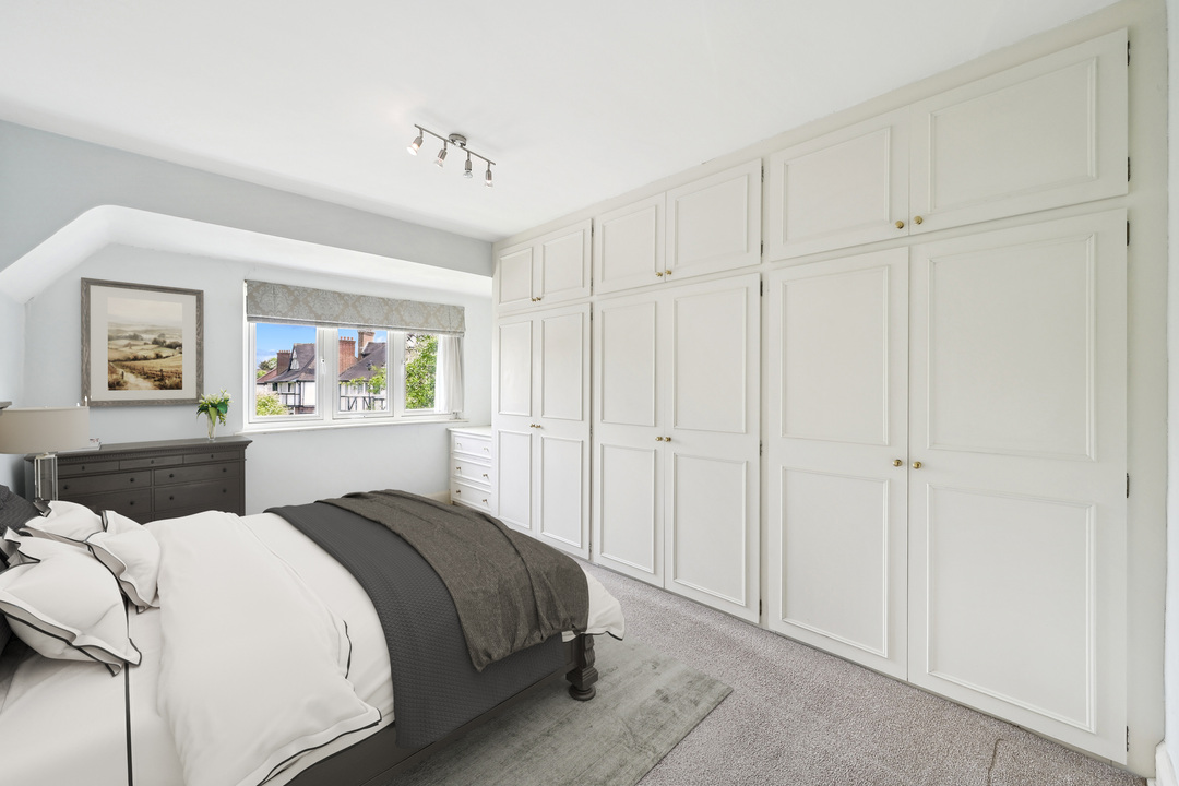 3 bed end of terrace house for sale in Princes Gardens, Acton, London, W3  - Property Image 5