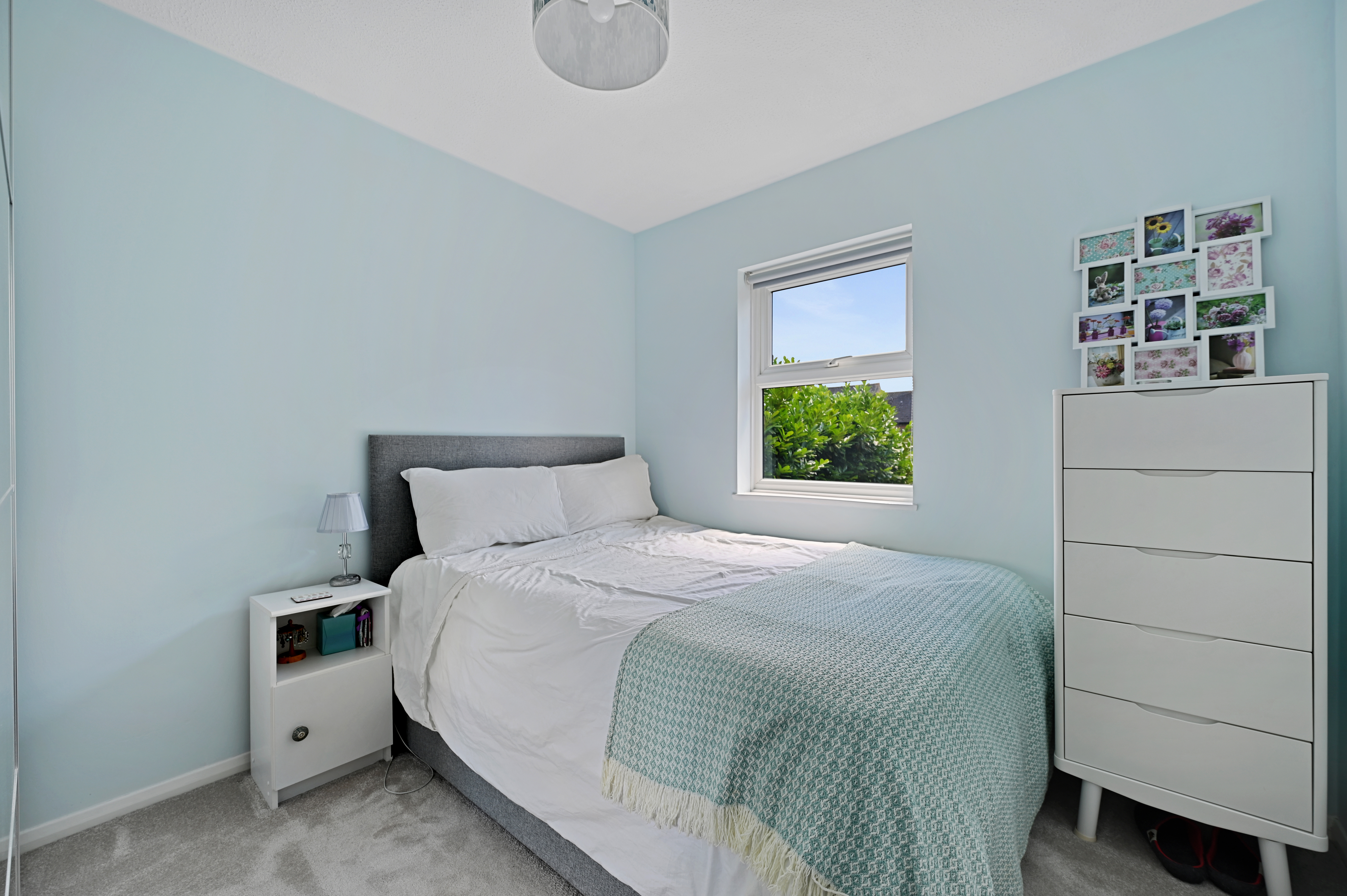 2 bed apartment for sale in Pursewardens Close, Ealing, London, W13  - Property Image 6