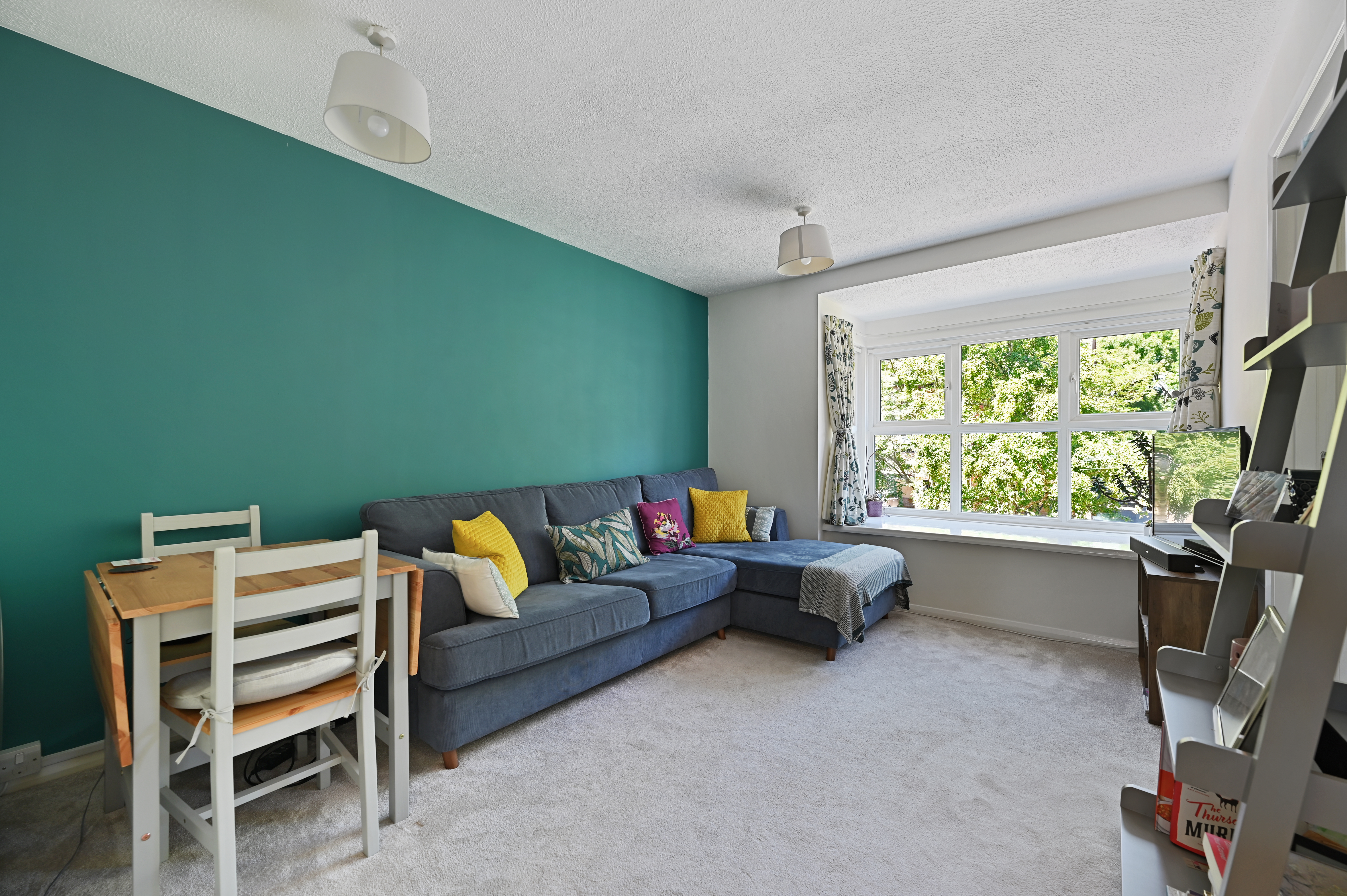2 bed apartment for sale in Pursewardens Close, Ealing, London, W13 - Property Image 1