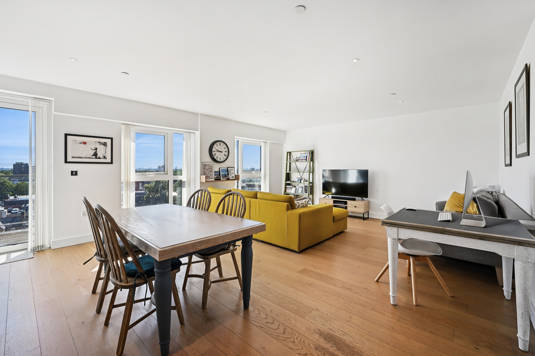 2 bed apartment to rent in Vista House, Dickens Yard, Longfield Avenue, London, Ealing, W5