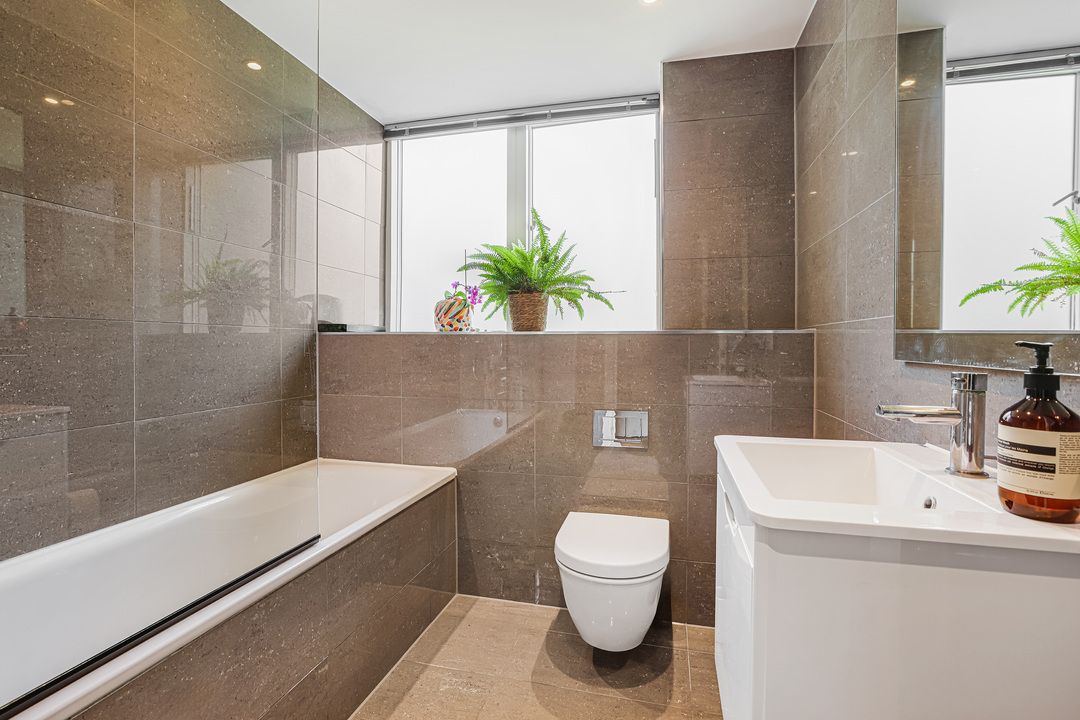 1 bed apartment to rent in North Common Road, Ealing, London, W5  - Property Image 4