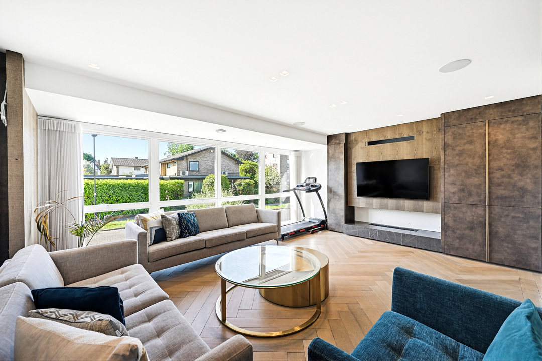 4 bed terraced house for sale in The Dene, Ealing, London, W13  - Property Image 5
