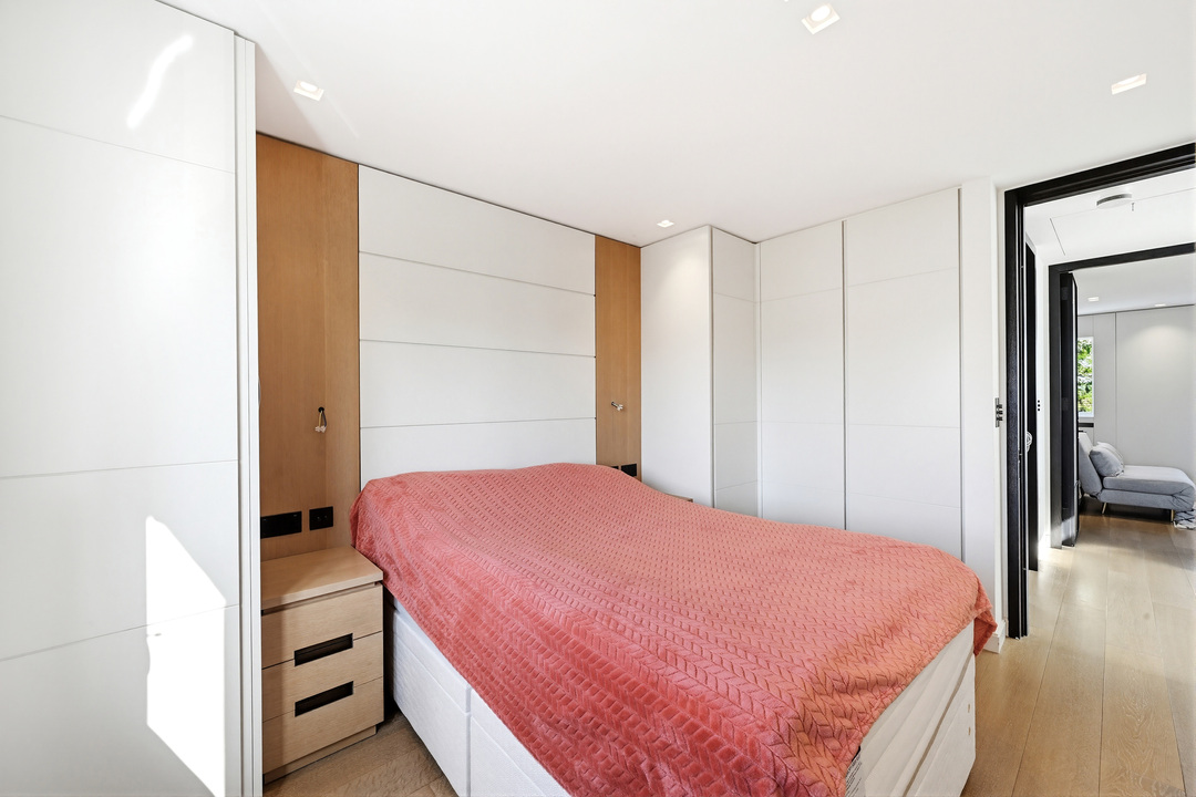 4 bed terraced house for sale in The Dene, Ealing, London, W13  - Property Image 22
