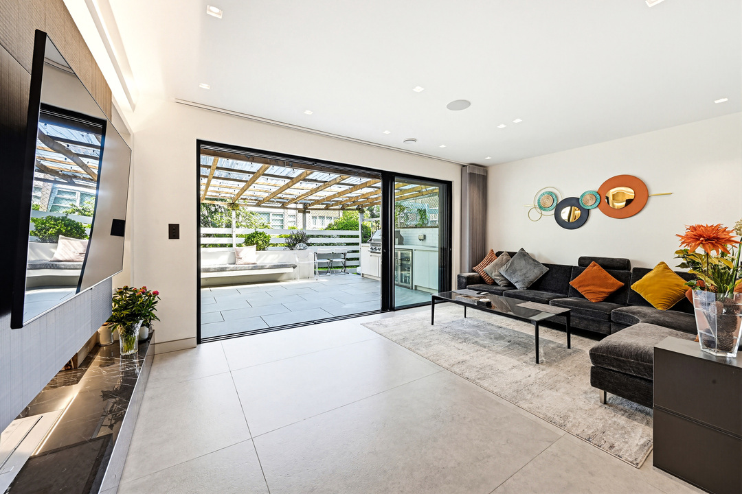 4 bed terraced house for sale in The Dene, Ealing, London, W13  - Property Image 13