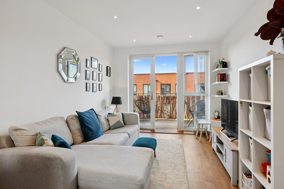 1 bed apartment for sale in Myers Court, Brentford, Greater London, TW8  - Property Image 2