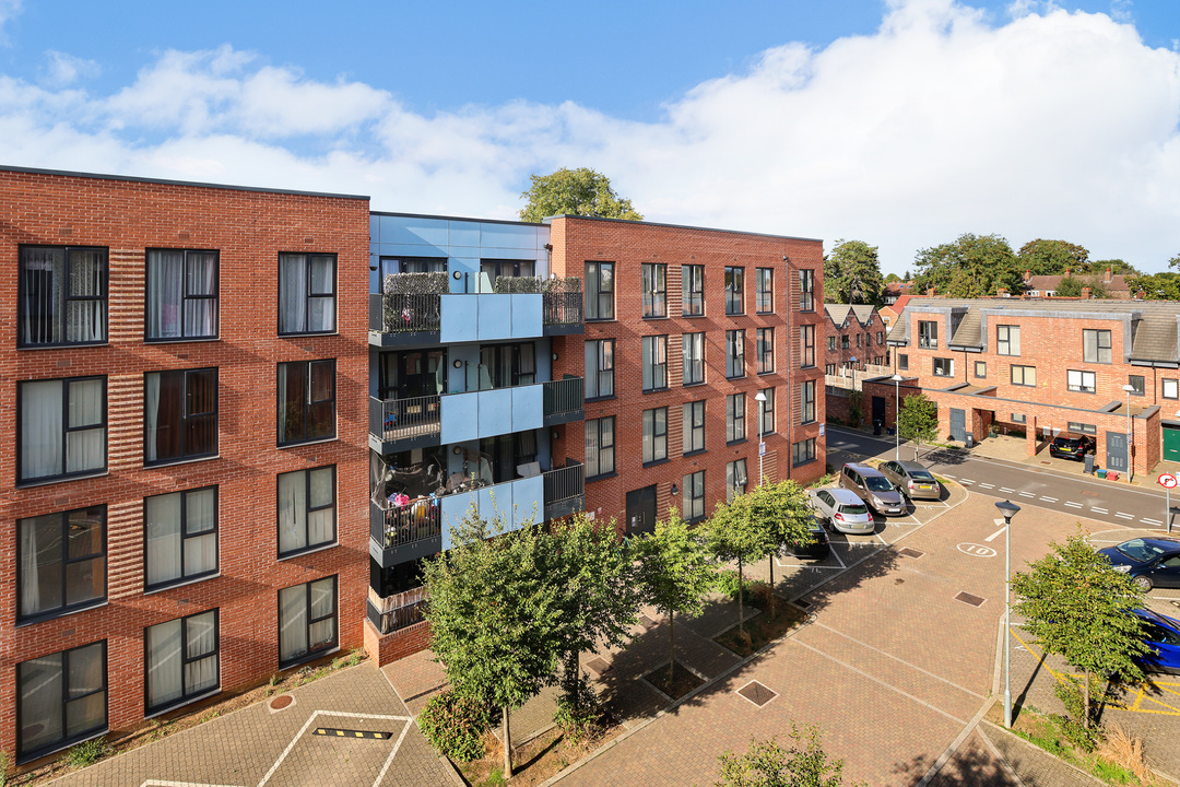 1 bed apartment for sale in Myers Court, Brentford, Greater London, TW8  - Property Image 22