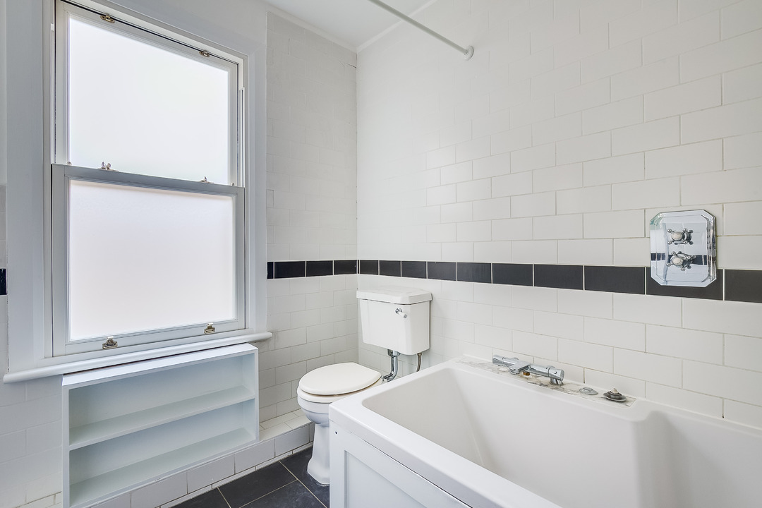 5 bed semi-detached house for sale in Warwick Road, Ealing, London, W5  - Property Image 23