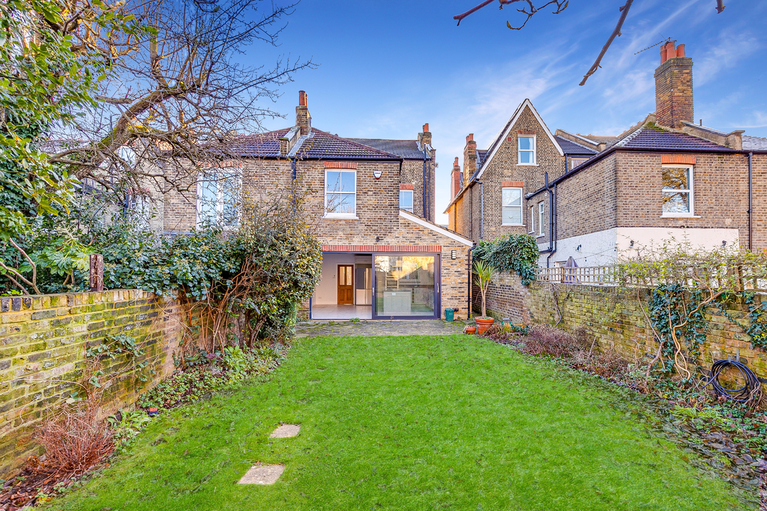 5 bed semi-detached house for sale in Warwick Road, Ealing, London, W5  - Property Image 4