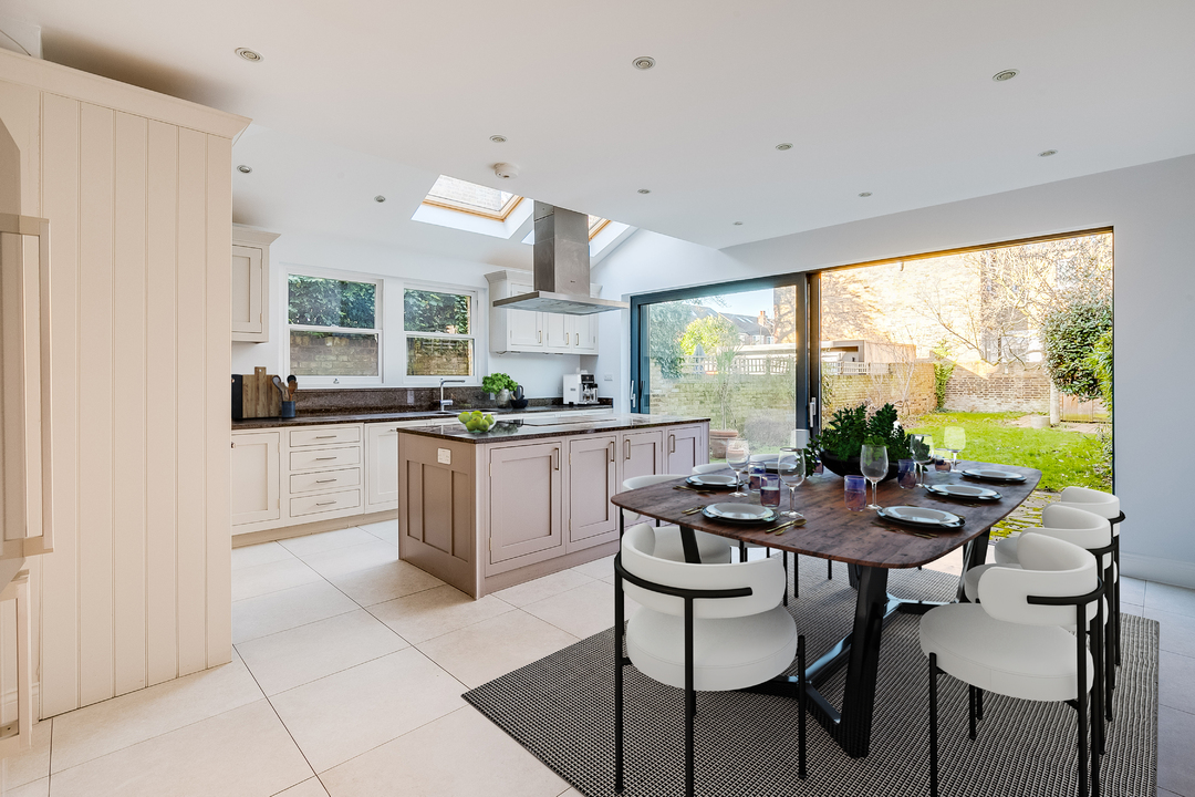 5 bed semi-detached house for sale in Warwick Road, Ealing, London, W5  - Property Image 2