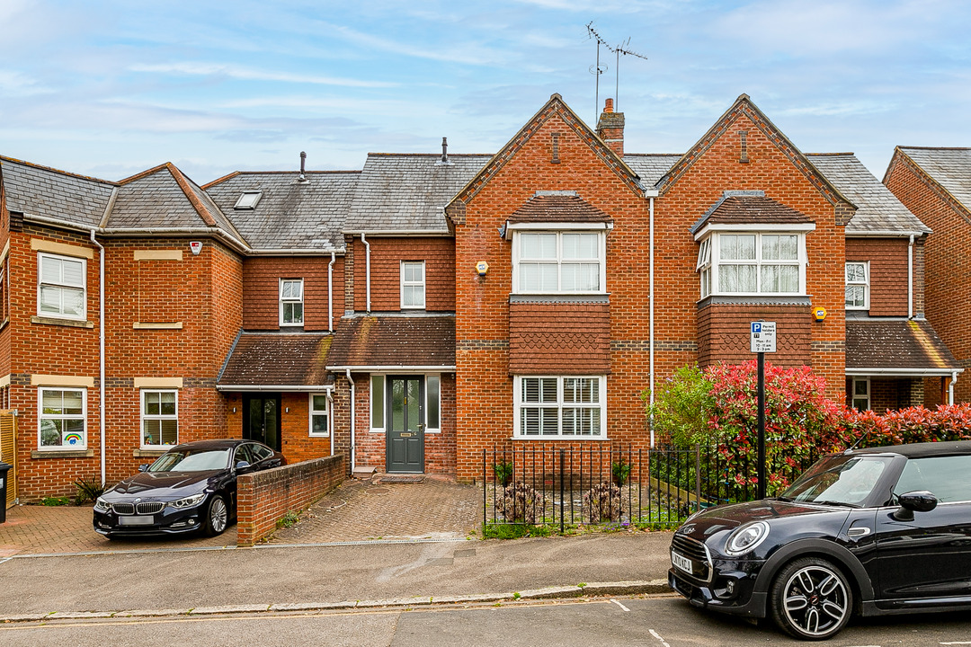 3 bed terraced house for sale in Castlebar Park, Ealing, London, W5