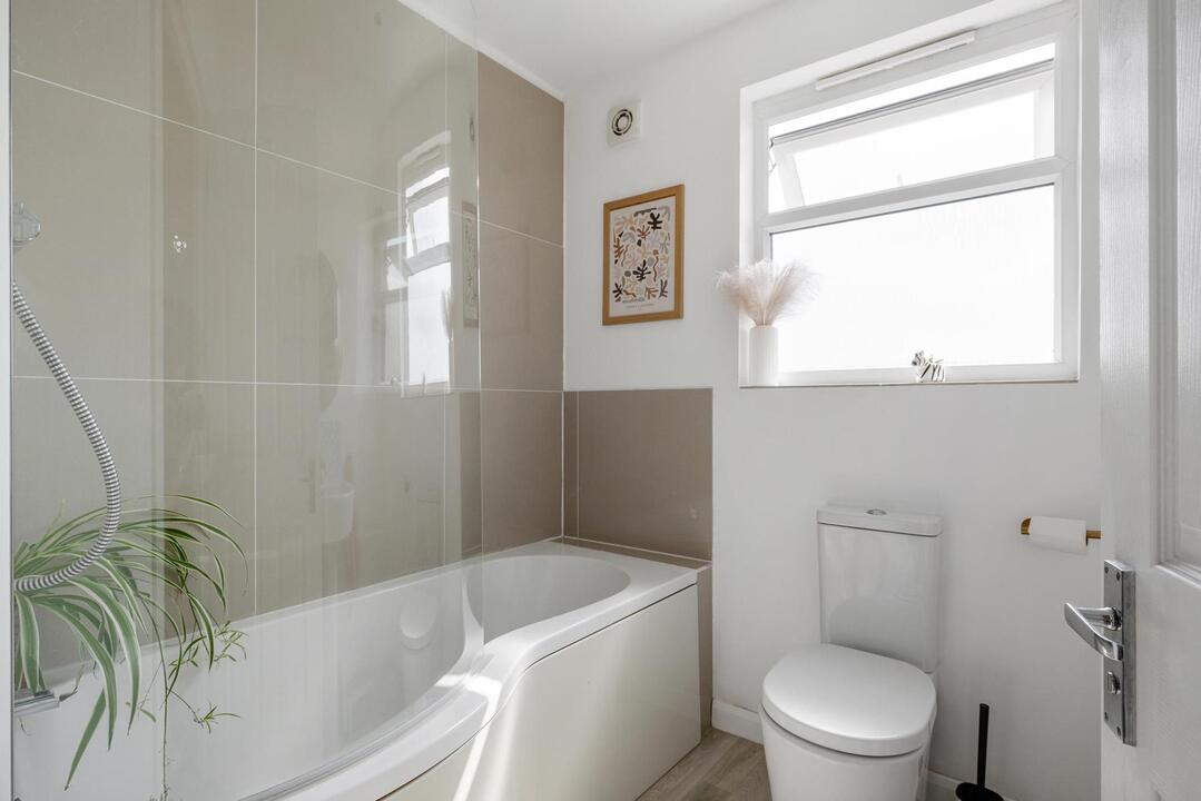 5 bed terraced house for sale in Boston Manor Road, Brentford, TW8  - Property Image 24