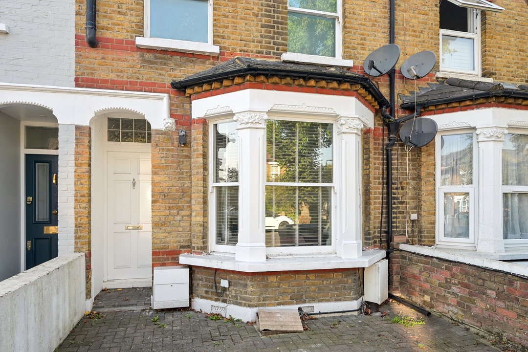 1 bed apartment for sale in Eccleston Road, Ealing, London, W13  - Property Image 18