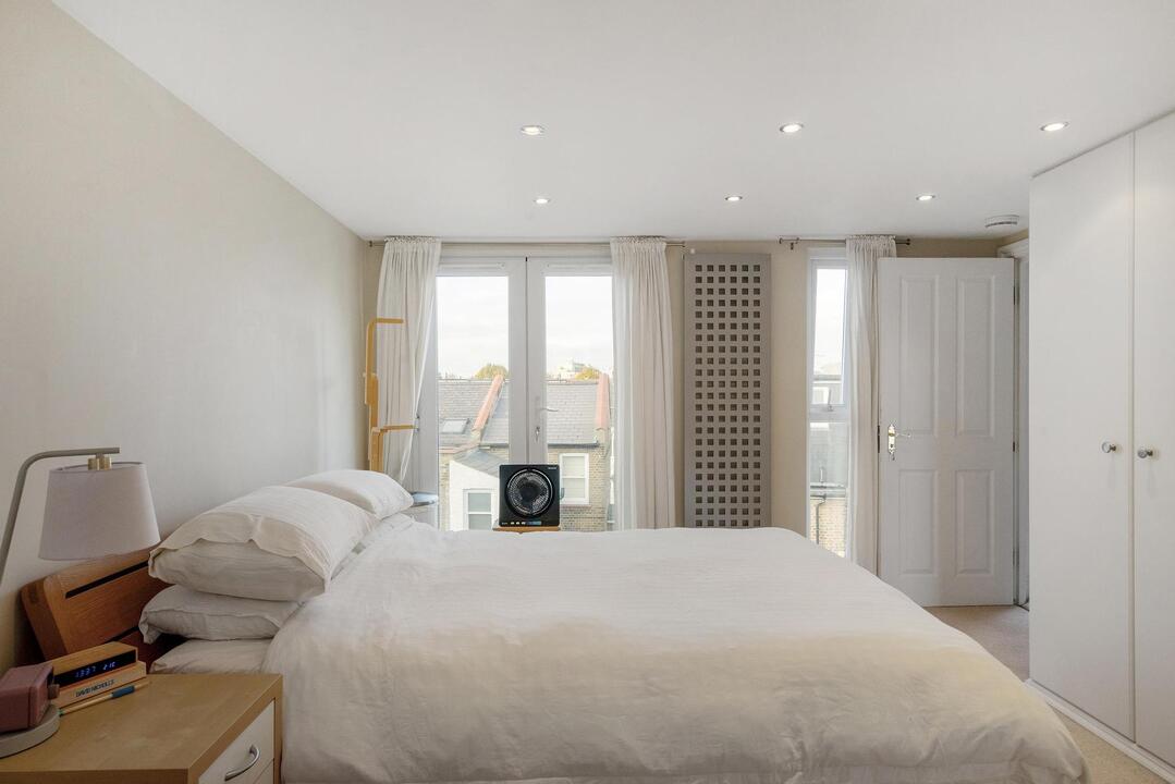 3 bed terraced house for sale in Balfour Road, Northfields, Ealing, London, W13  - Property Image 5