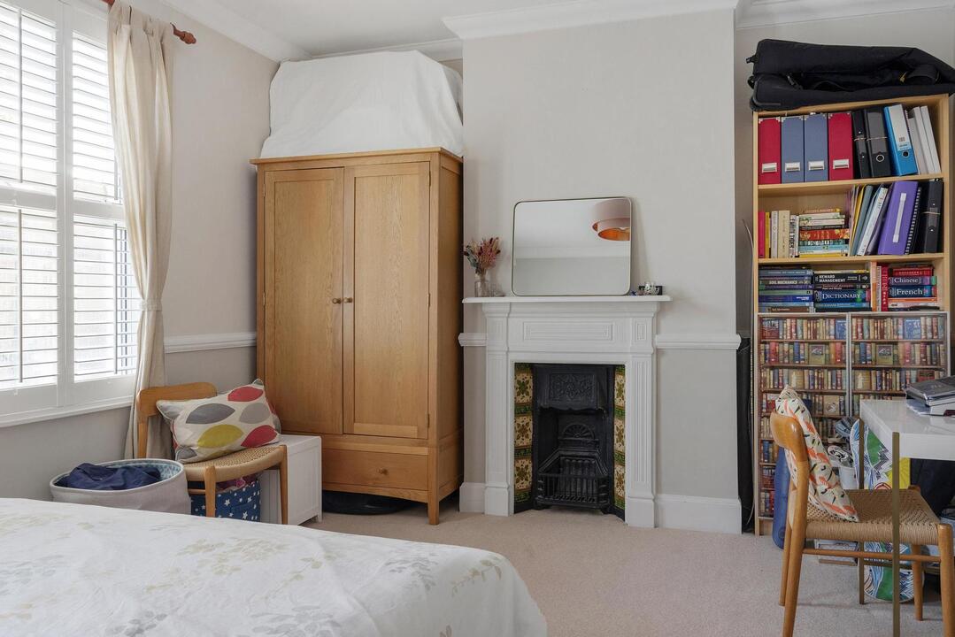 3 bed terraced house for sale in Balfour Road, Northfields, Ealing, London, W13  - Property Image 10