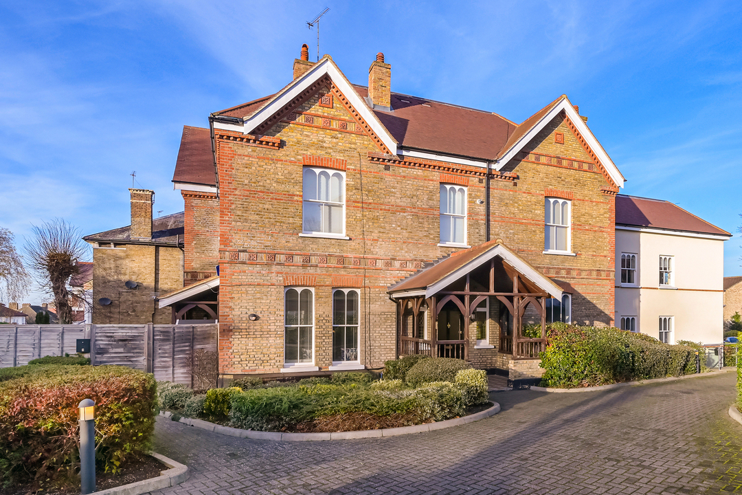 2 bed apartment for sale in Castlebar Park, Ealing, London, W5  - Property Image 8