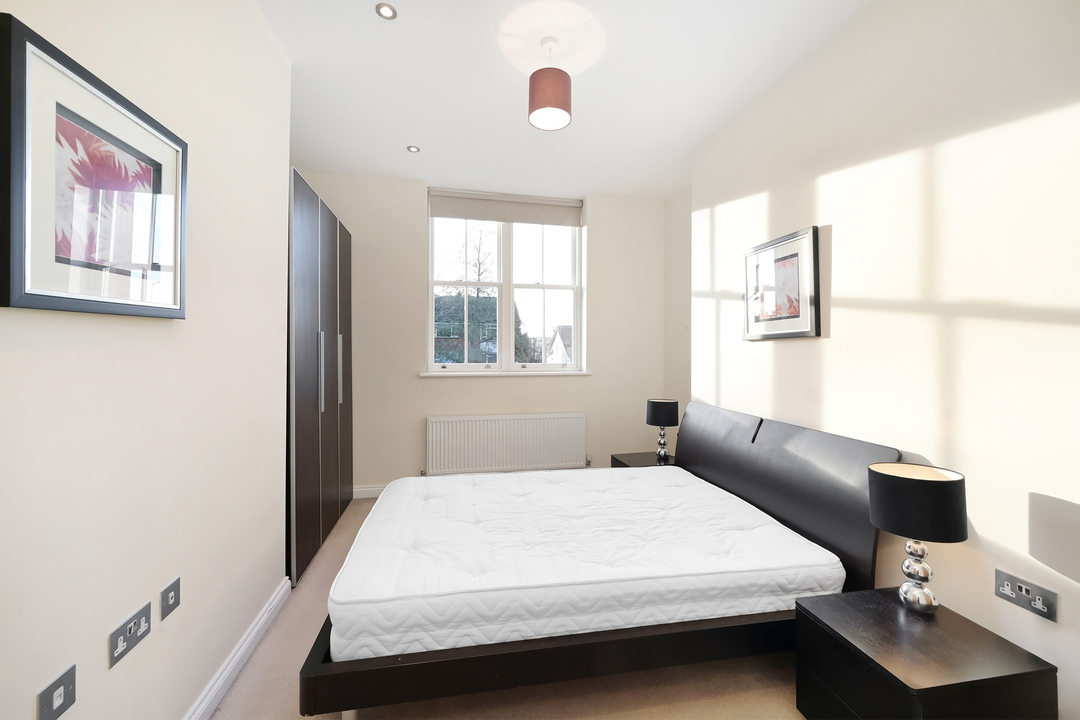 2 bed apartment for sale in Castlebar Park, Ealing, London, W5  - Property Image 11