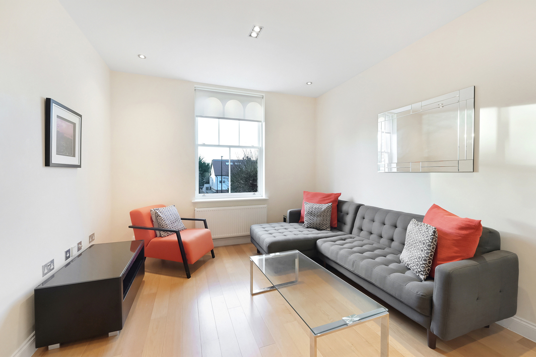 2 bed apartment for sale in Castlebar Park, Ealing, London, W5  - Property Image 3