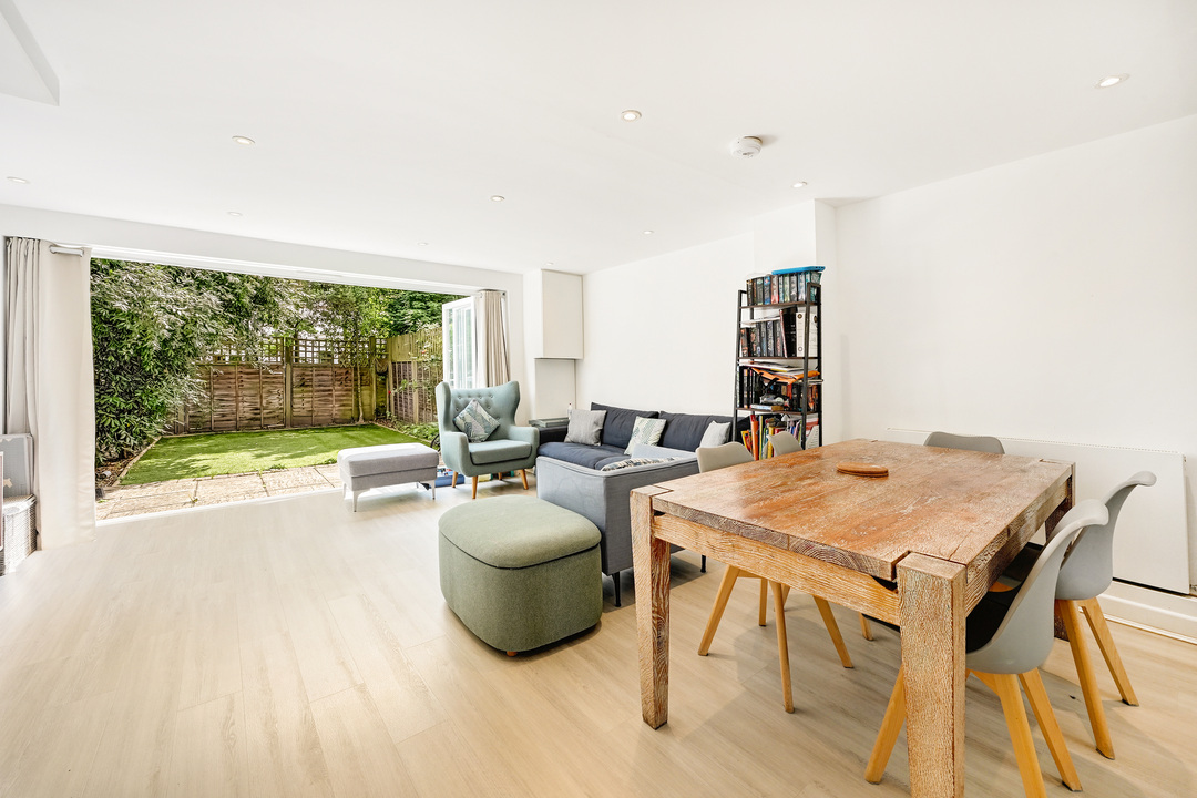 4 bed terraced house for sale in Mount Pleasant Road, Ealing, London, W5  - Property Image 5